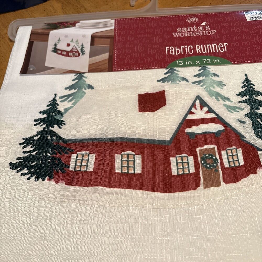 santas workshop‎ House Winter Scene table runner fabric 13X72. New With Tags